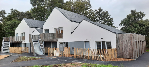 Finistère Habitat livre 12 nouveaux logements à Plounéventer