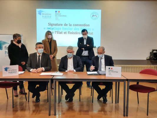Finistère Habitat signe une convention avec l’Etat pour 7 opérations lauréates du « fonds de recyclage des friches »
