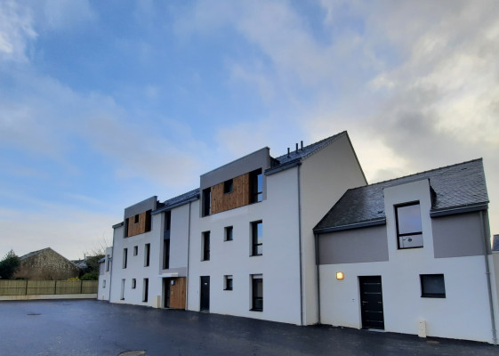 Finistère Habitat, le Département et la commune remettent les clés de 11 nouveaux logements, à Fouesnant