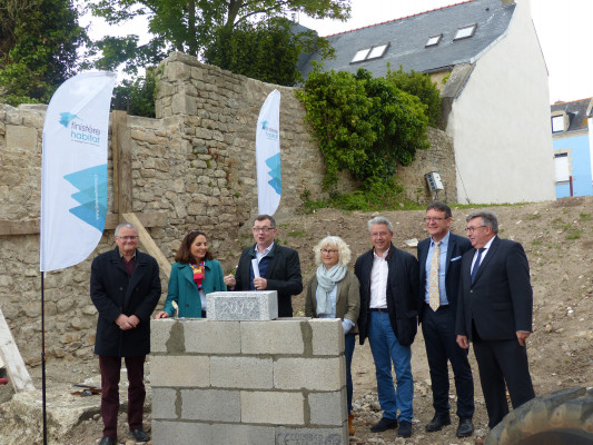 Pose de 1ère pierre à Loctudy